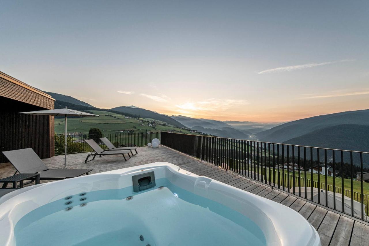 Aparthotel Panorama Living Dolomites Maranza Exterior photo