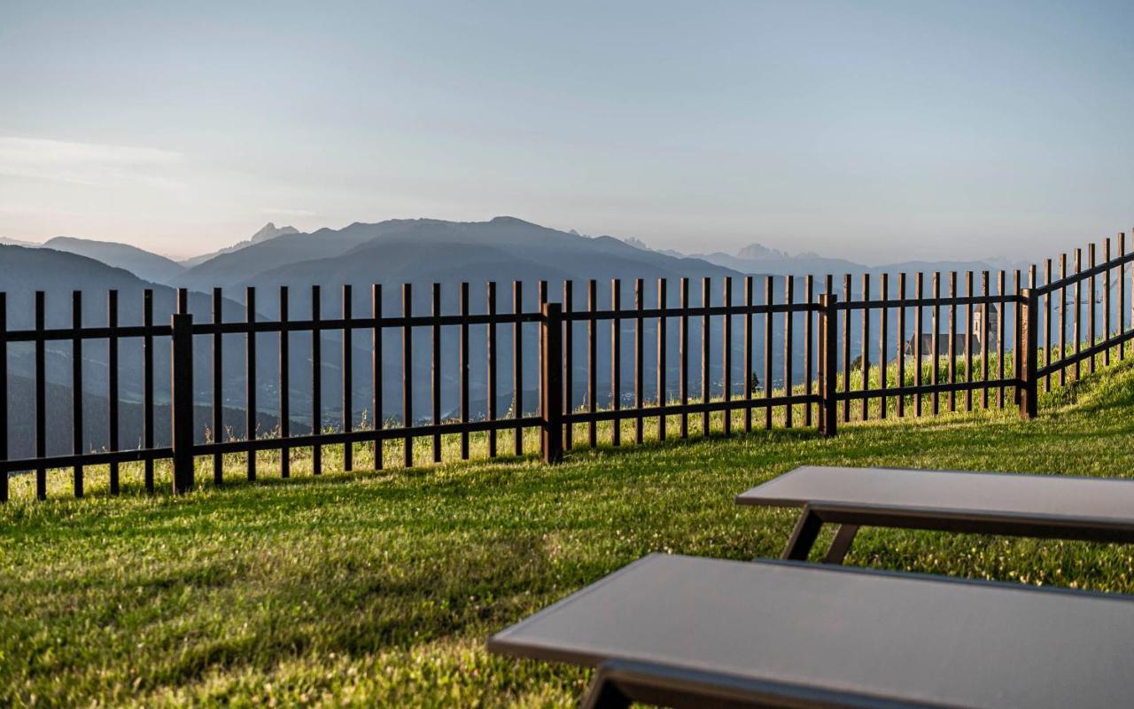 Aparthotel Panorama Living Dolomites Maranza Exterior photo